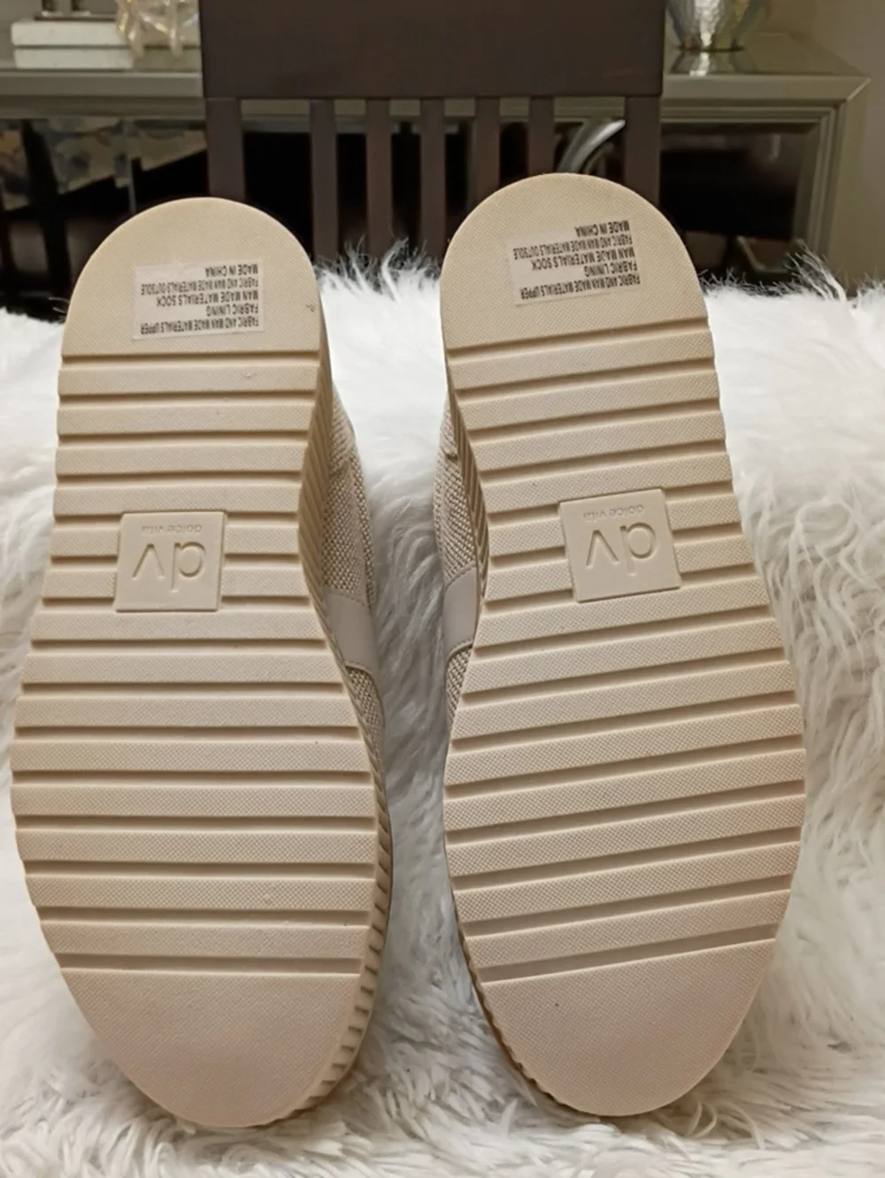 New Dolce Vita Cream Platform Sneakers Size 9.5